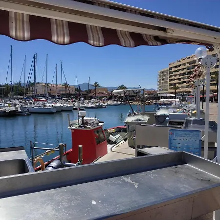 Grand A 100 M Et Commerces Apartment Saint-Cyprien (Pyrenees-Orientales)