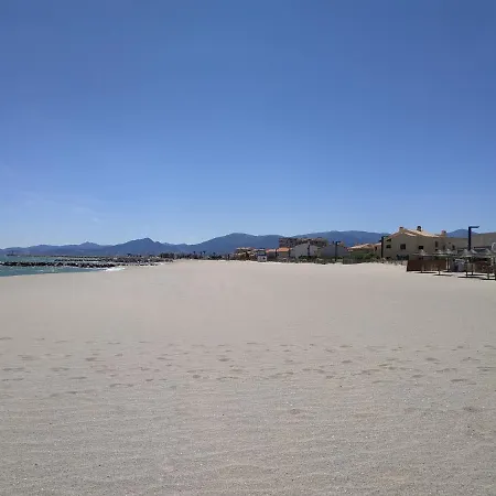 Apartment Grand A 100 M Et Commerces Saint-Cyprien (Pyrenees-Orientales)