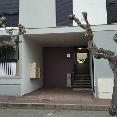 Apartment Grand A 100 M Et Commerces *